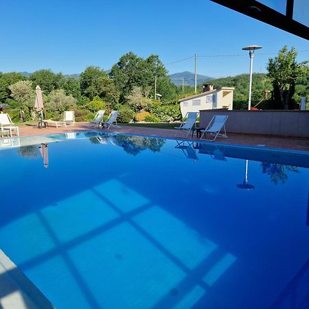 B&B Podere Montese 卢尼贾纳自由镇 外观 照片