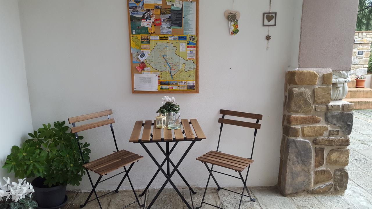 B&B Podere Montese 卢尼贾纳自由镇 外观 照片